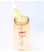 Pigeon Heat-Resistant Glass Baby Bottle 240ml,  3M+